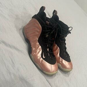 Nike Air Foamposite One
Rust Pink